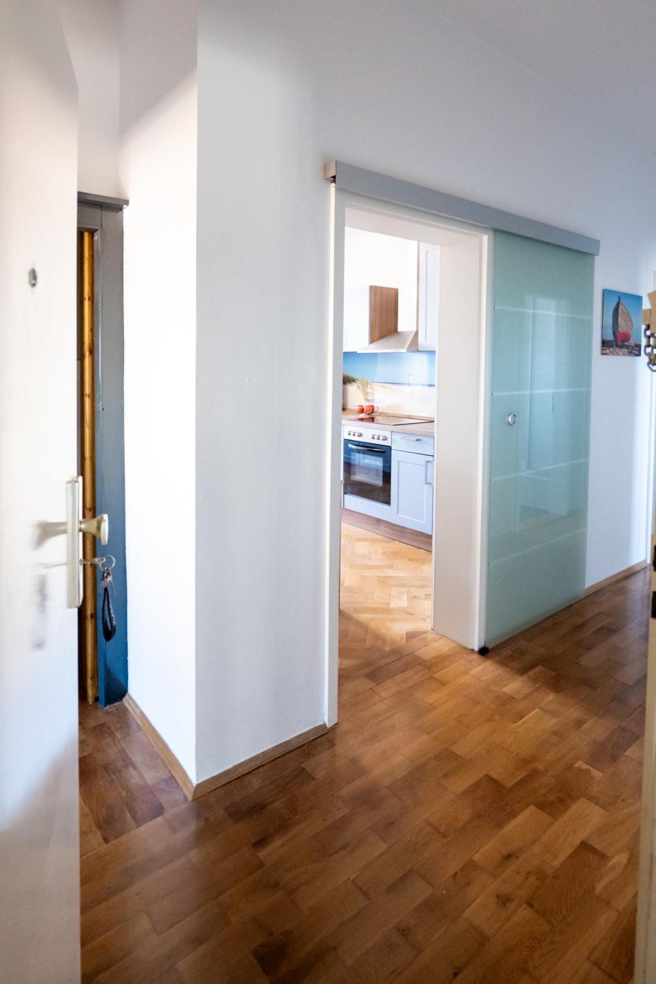 Doppelhaus- Villa Leipzig Schleussig , Moderner Altbau Apartment Dachetage Mit 2 Schlafzimmern Und Separatem Zusatzzimmer , Parkplatz - Balkon - Kamin - Eicheparkett - Arbeitsplatz Εξωτερικό φωτογραφία